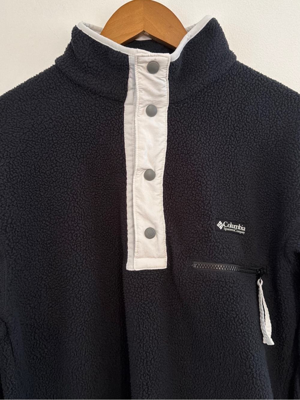 Columbia Black Sherpa Fleece Pullover with White Logo